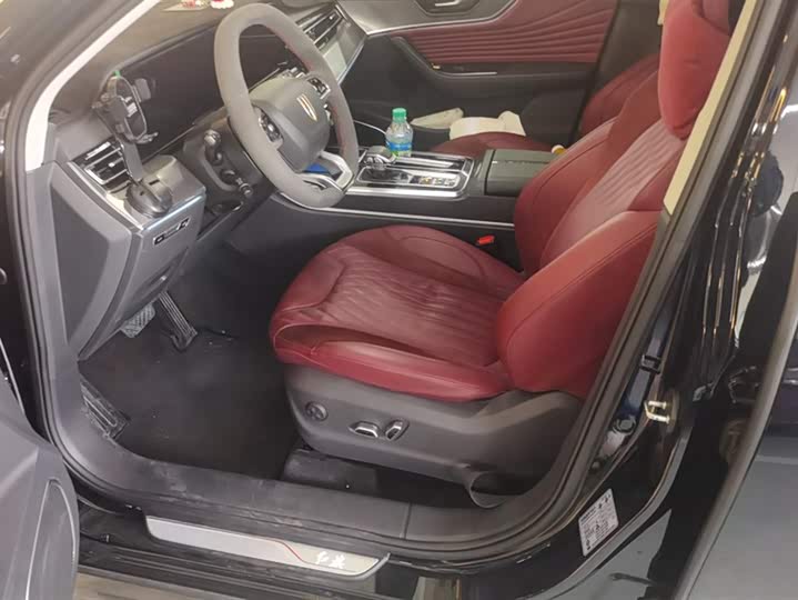 Фото 9 - Hongqi HS5