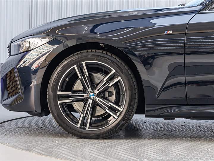 Фото 8 - BMW 3 Series