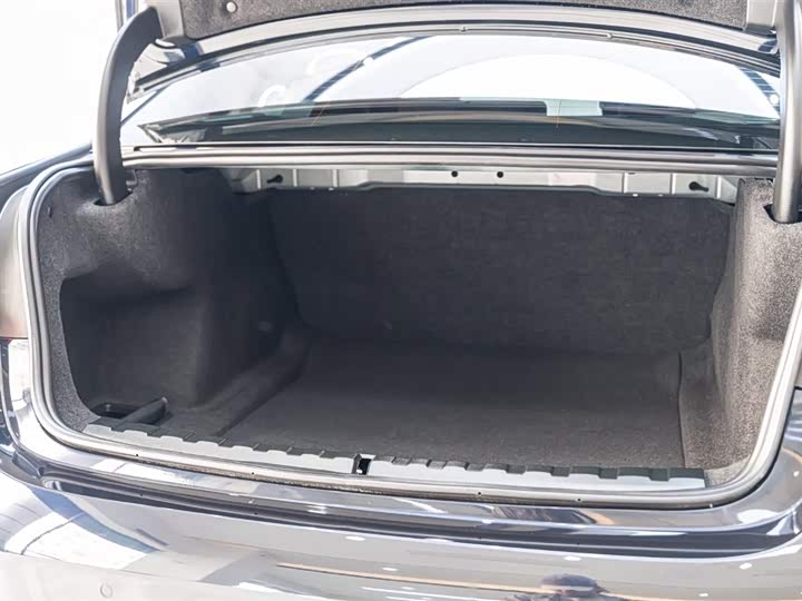 Фото 9 - BMW 3 Series