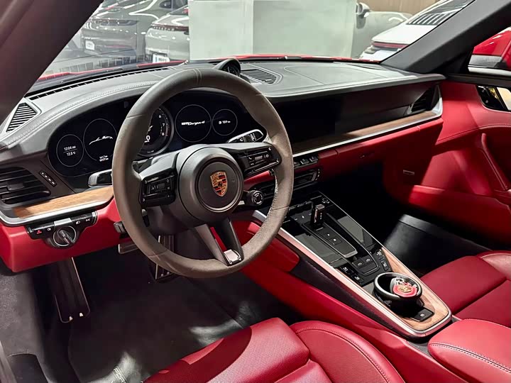 Фото 5 - Porsche 911