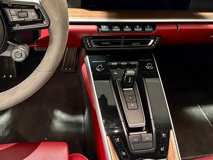 Фото 6 - Porsche 911