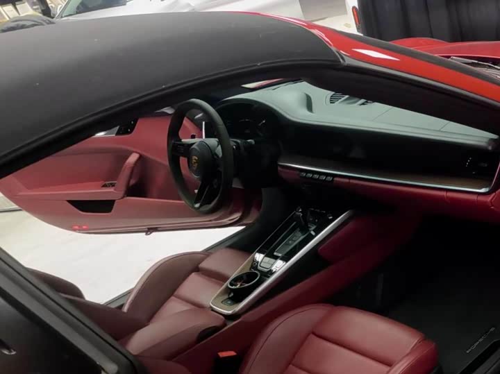 Фото 7 - Porsche 911