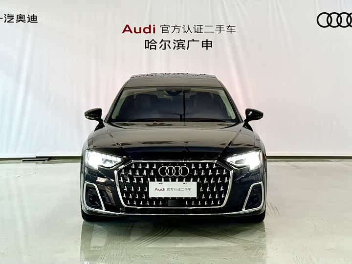 Фото 4 - Audi A8