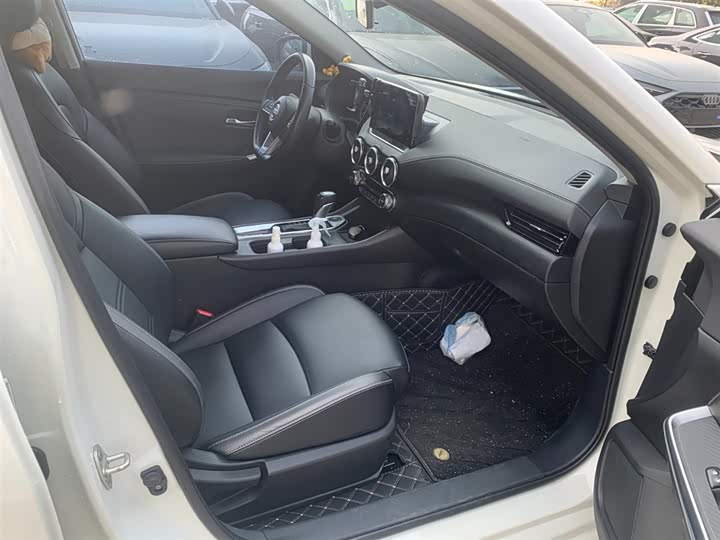 Фото 7 - Nissan Sylphy