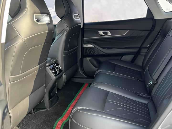 Фото 6 - Changan UNI-K