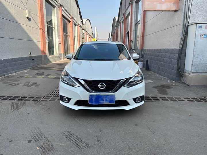 Фото 2 - Nissan Sylphy