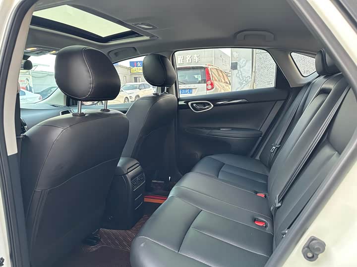 Фото 7 - Nissan Sylphy