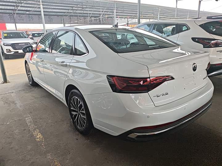 Фото 5 - Volkswagen Sagitar L