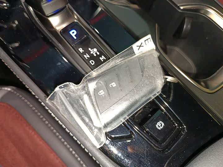 Фото 9 - Lexus NX