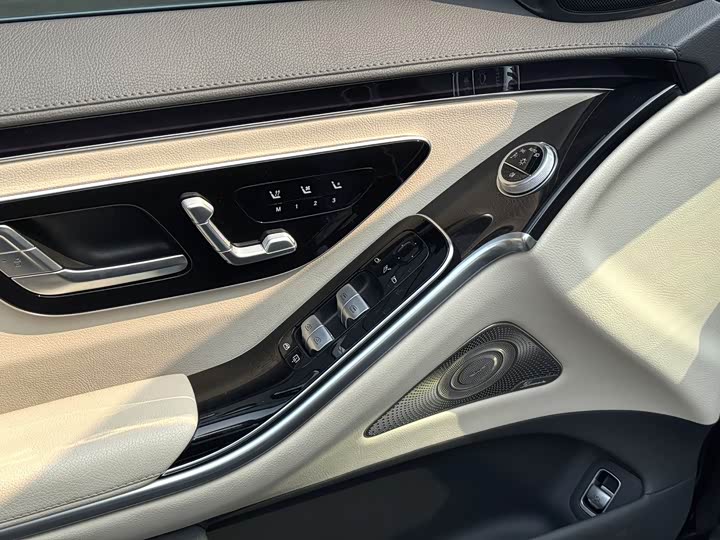 Фото 5 - Mercedes-Benz S-Class Hybrid