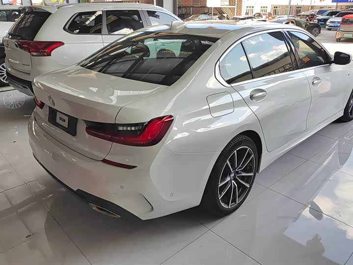 Фото 3 - BMW 3 Series