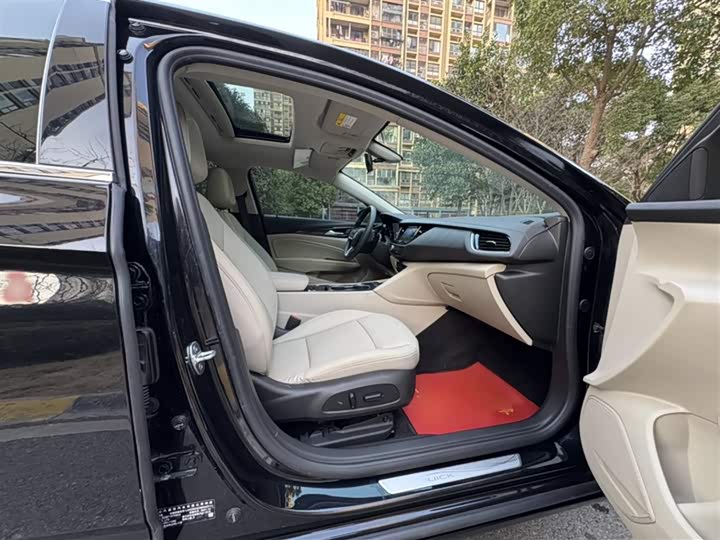 Фото 2 - Buick Regal