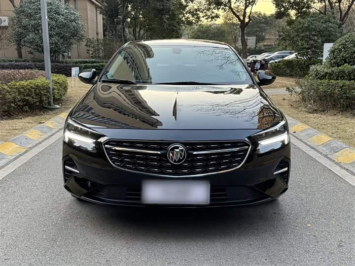 Фото 8 - Buick Regal