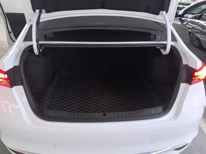 Фото 4 - Buick Verano