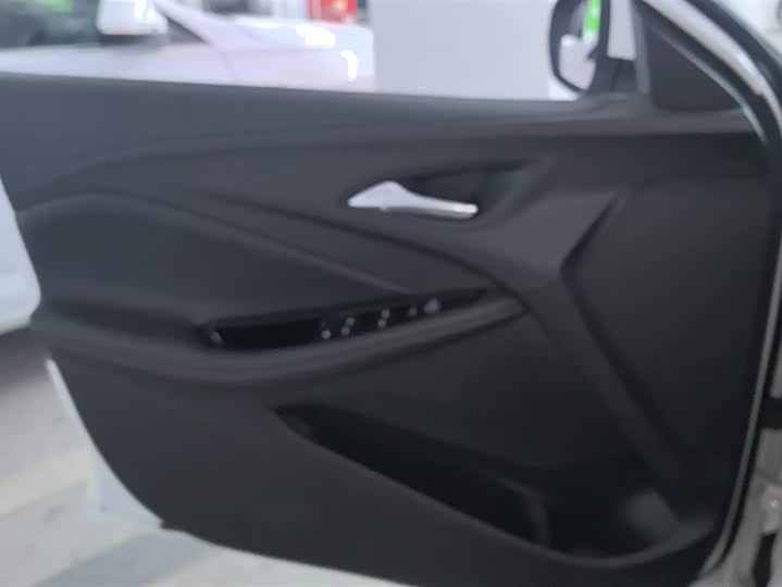 Фото 7 - Buick Verano