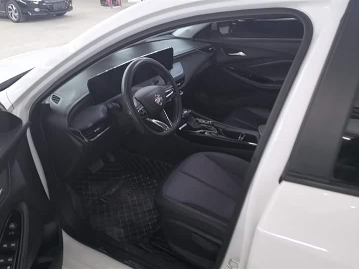 Фото 9 - Buick Verano