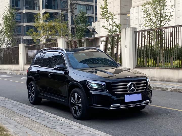 Фото 3 - Mercedes-Benz GLB-Class