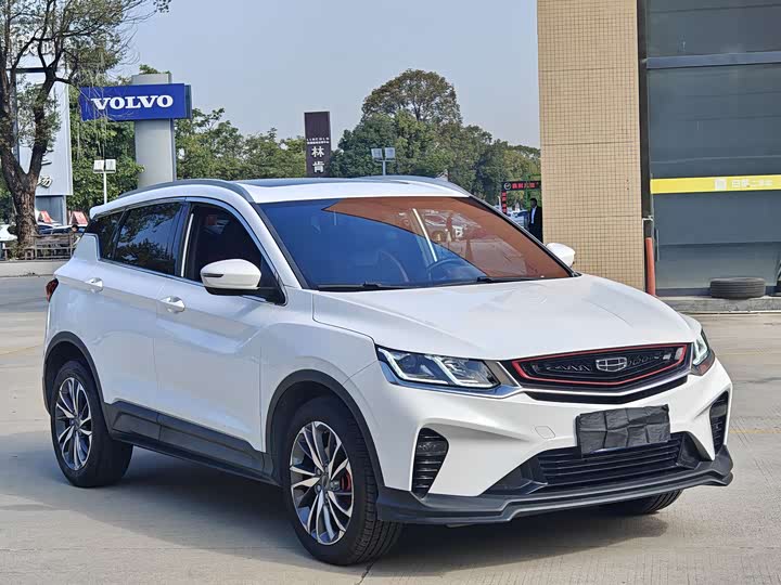 Фото 3 - Geely Coolray