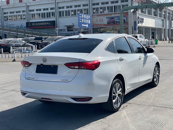 Фото 7 - Buick Verano