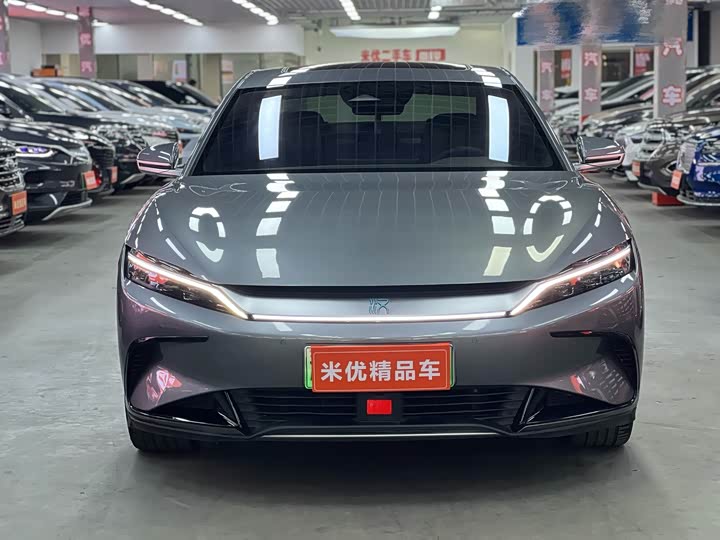 Фото 2 - BYD Han