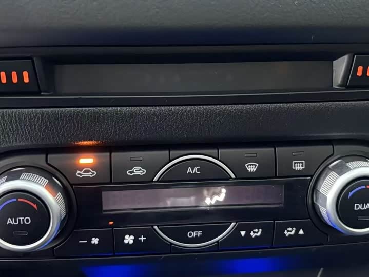 Фото 8 - Mazda CX-5