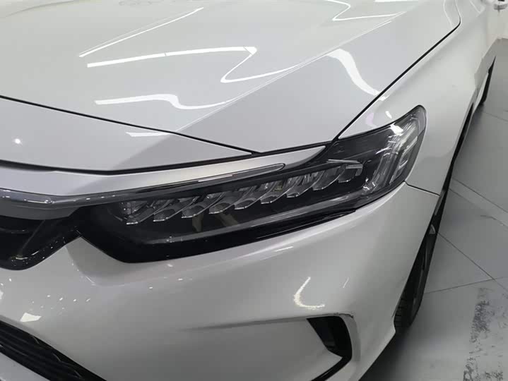 Фото 5 - Honda Inspire