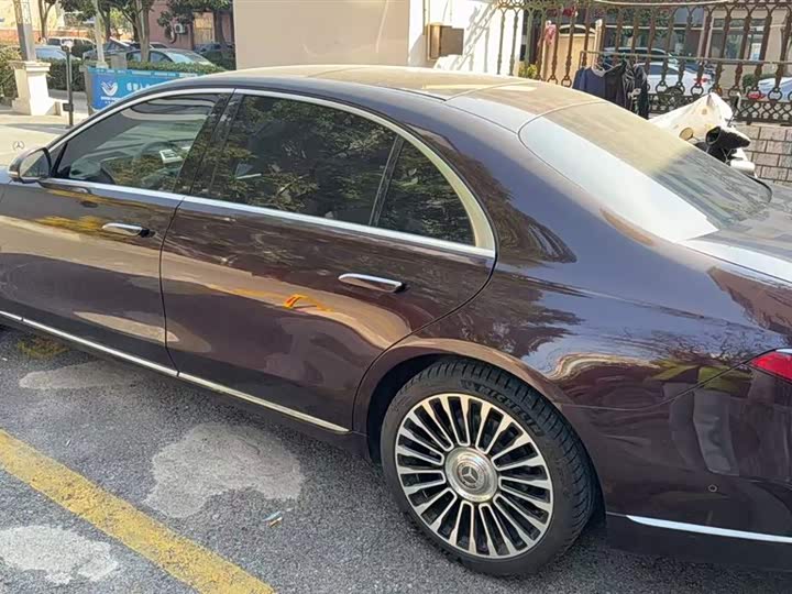 Фото 5 - Mercedes-Benz S-Class