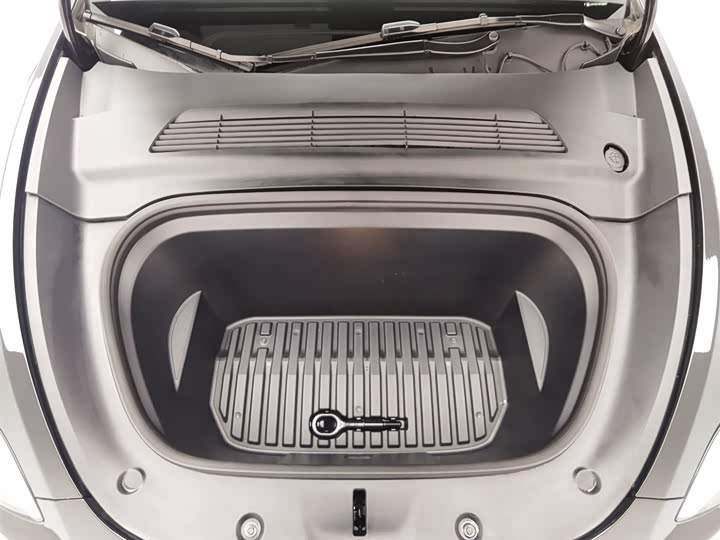 Фото 6 - Tesla Model Y