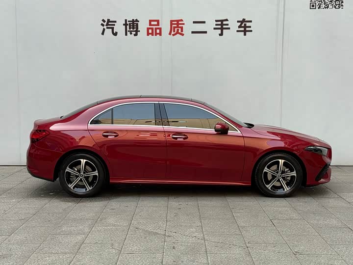 Фото 4 - Mercedes-Benz A-Class