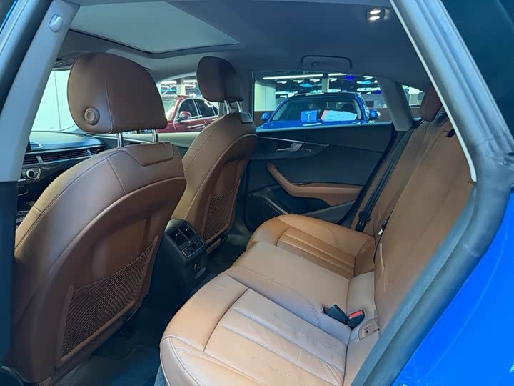 Фото 8 - Audi A5