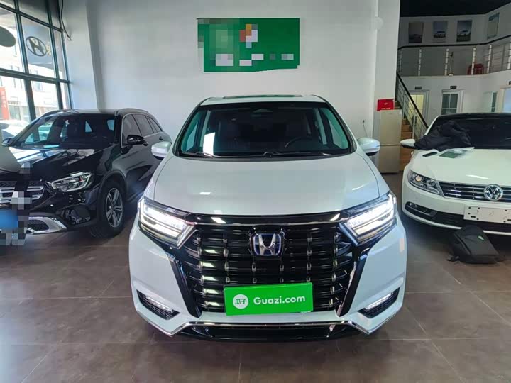 Фото 3 - Honda Elysion