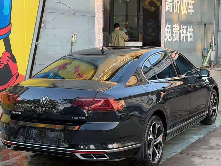 Фото 4 - Volkswagen Magotan