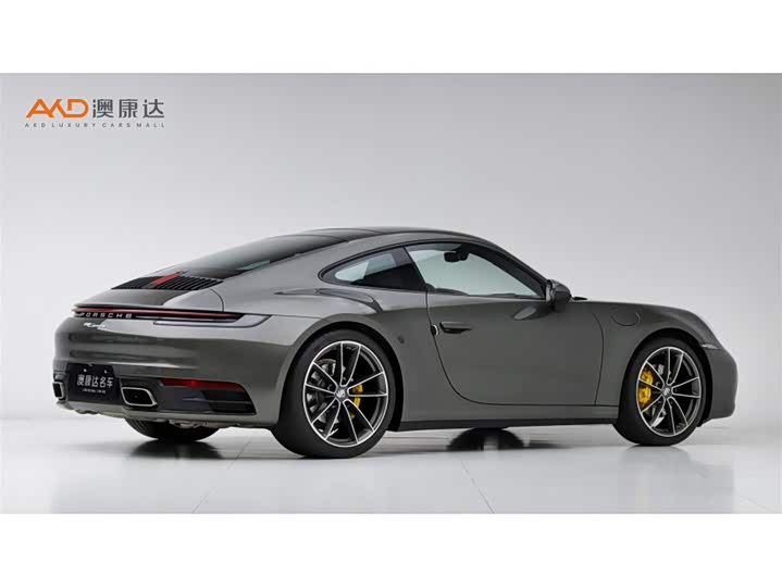 Фото 3 - Porsche 911