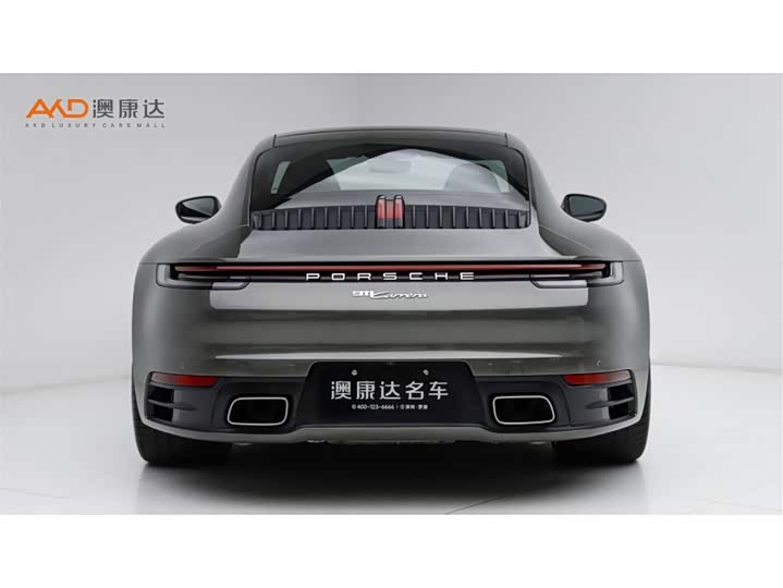 Фото 4 - Porsche 911