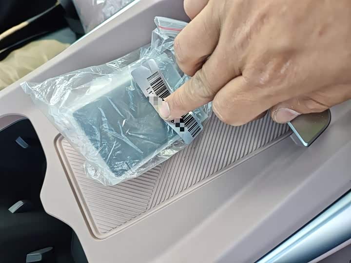 Фото 9 - XPeng Mona M03