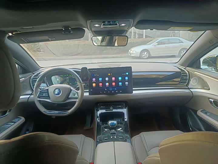 Фото 3 - BYD Han