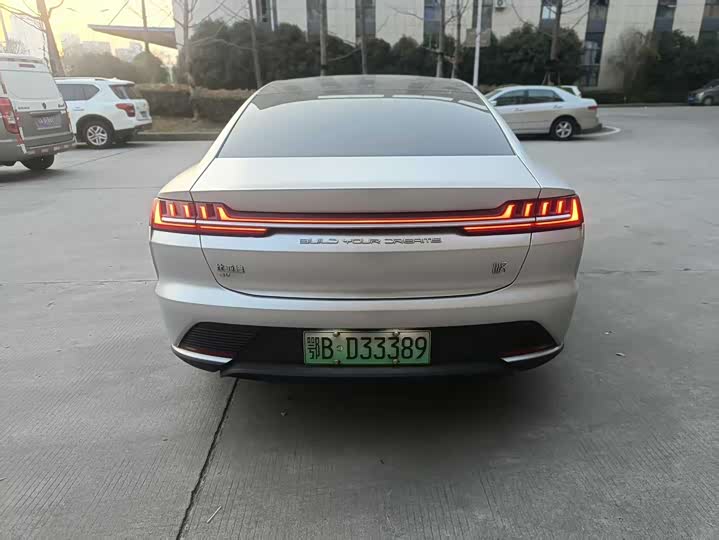 Фото 8 - BYD Han