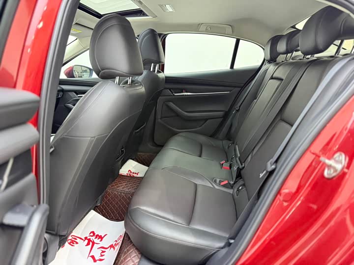 Фото 4 - Mazda 3 (Axela)