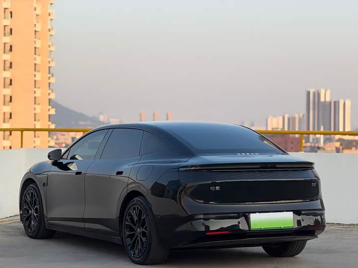 Фото 6 - Zeekr 007