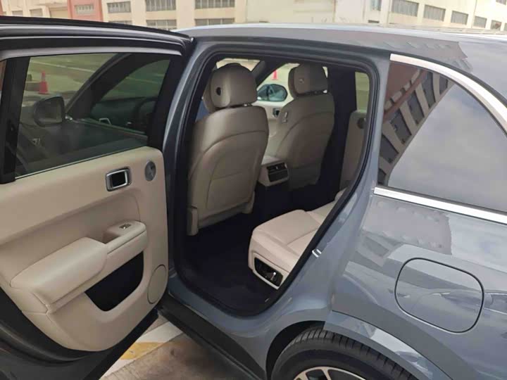 Фото 4 - LiXiang L7