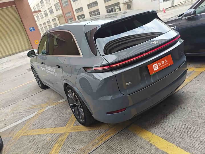 Фото 8 - LiXiang L7