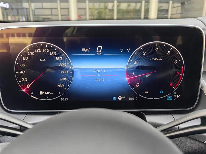 Фото 5 - Mercedes-Benz GLC-Class