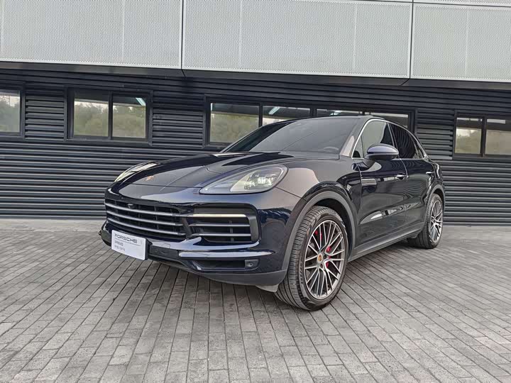 Фото 1 - Porsche Cayenne