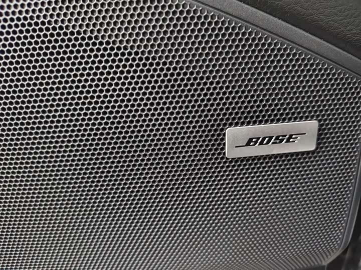 Фото 9 - Porsche Cayenne