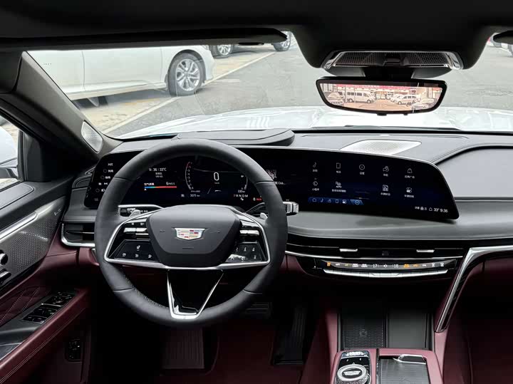 Фото 8 - Cadillac CT6
