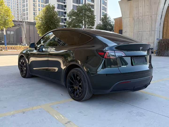 Фото 5 - Tesla Model Y