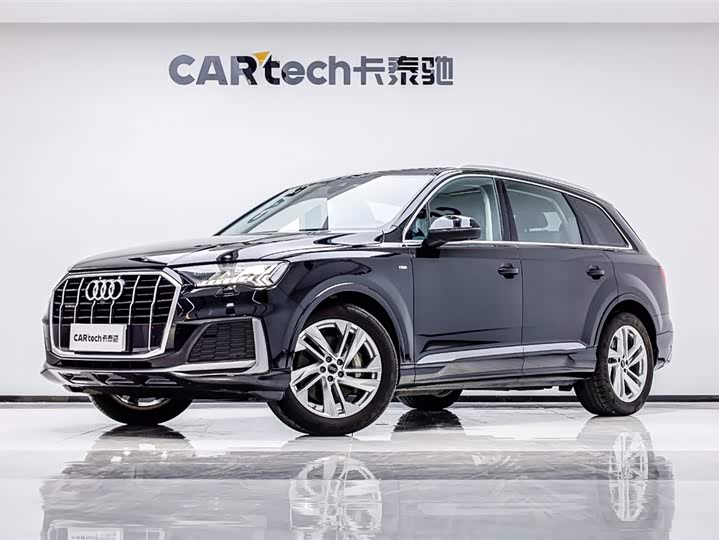 Фото 1 - Audi Q7