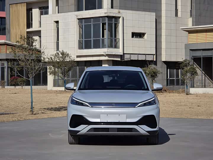 Фото 2 - BYD Yuan Plus