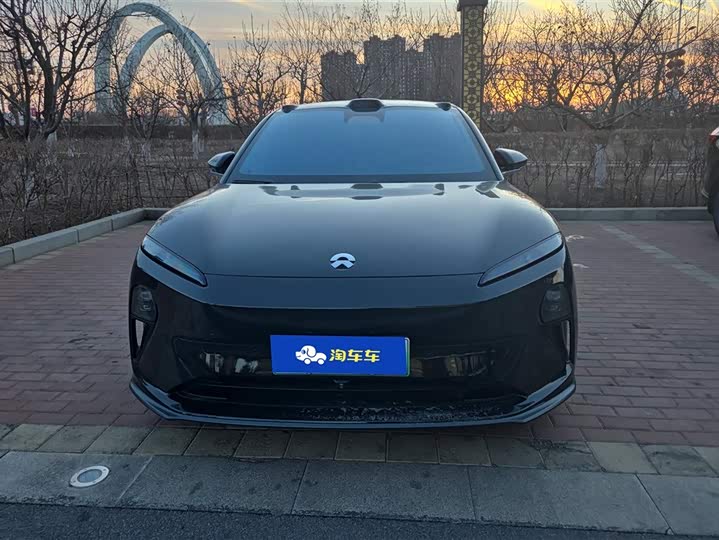 Фото 2 - Nio ET5T