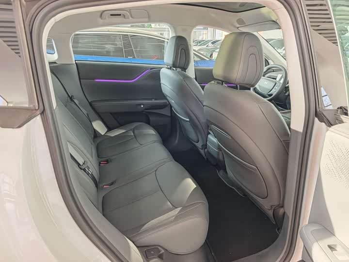 Фото 6 - XPeng G6